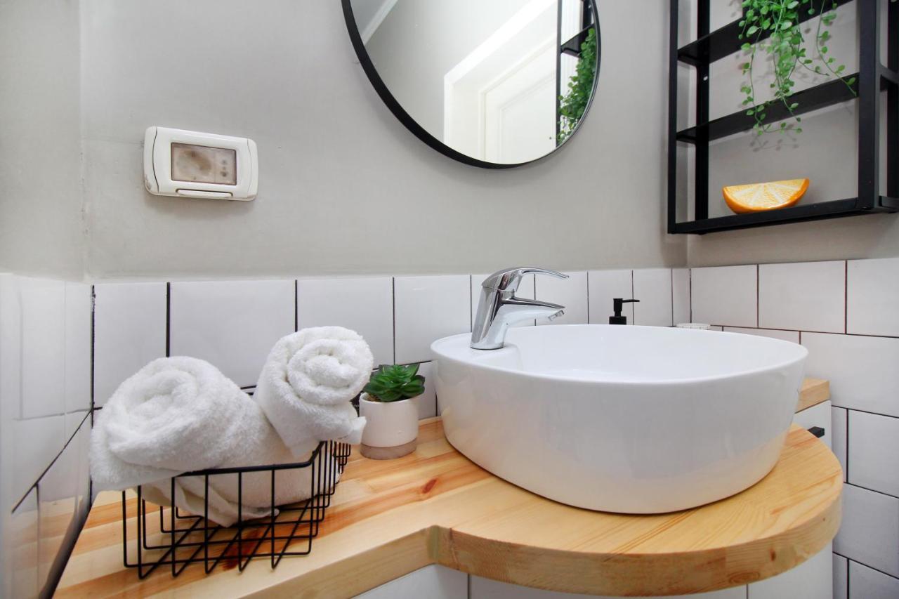 Perfect Spacious Apartment 356 アルマトイ エクステリア 写真